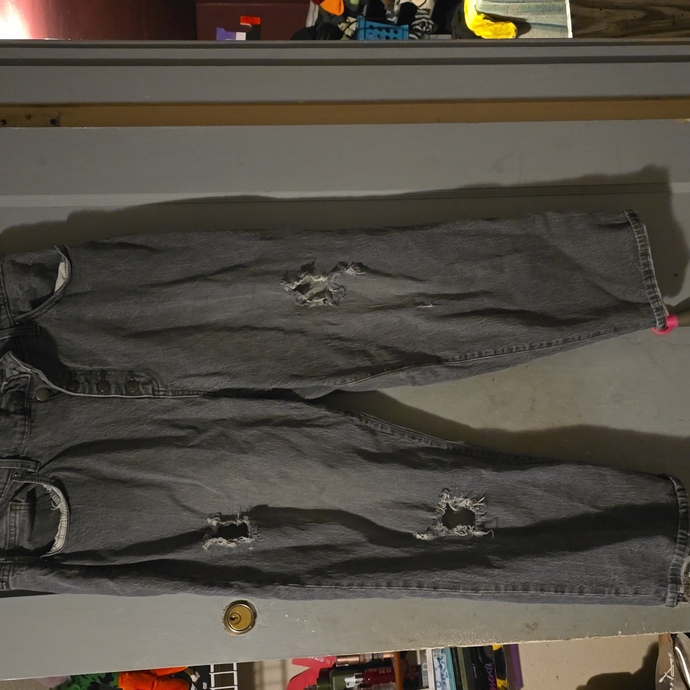 Universal thread jeans